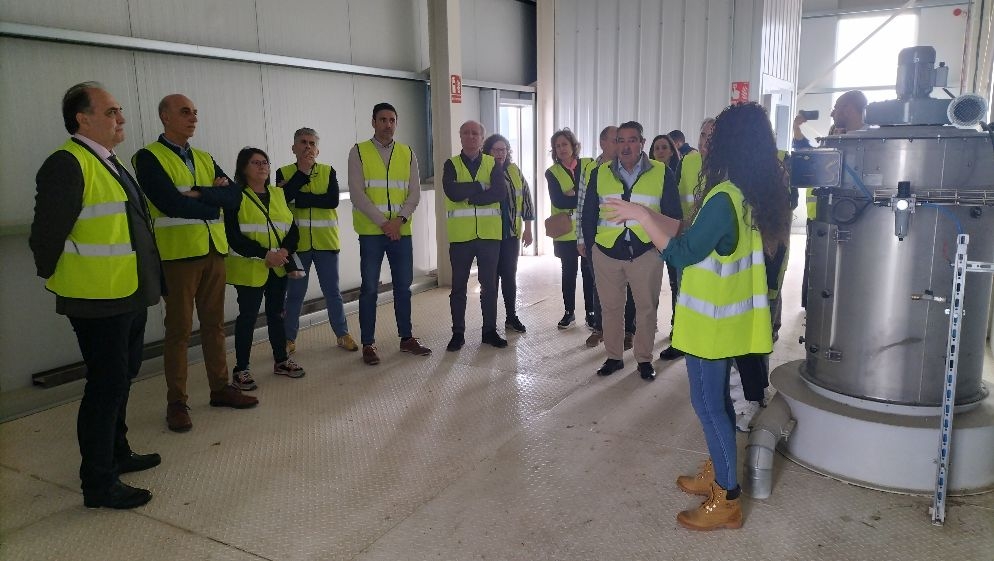  Luis Alberto Calvo subraya el “carácter estratégico” del sector primario en su visita al Grupo Alimentario Agropal, en Palencia
