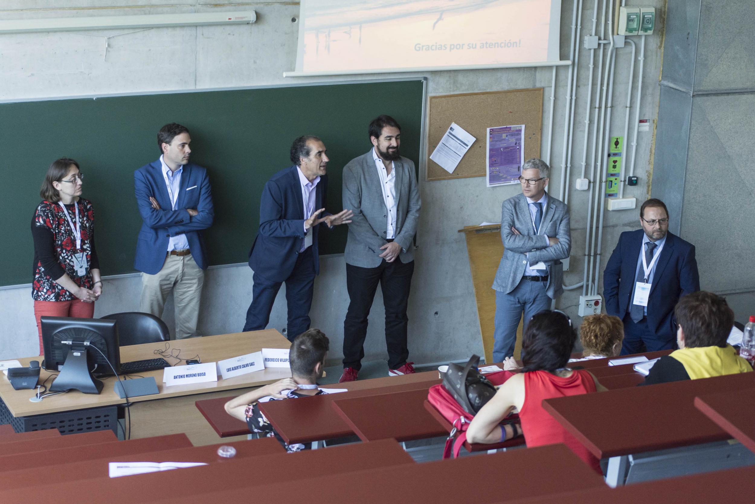 Delia Saleno, Gonzalo Moreno, Manuel Lázaro, Ignacio Mérida, Ramón García y Francisco Gutiérrez.