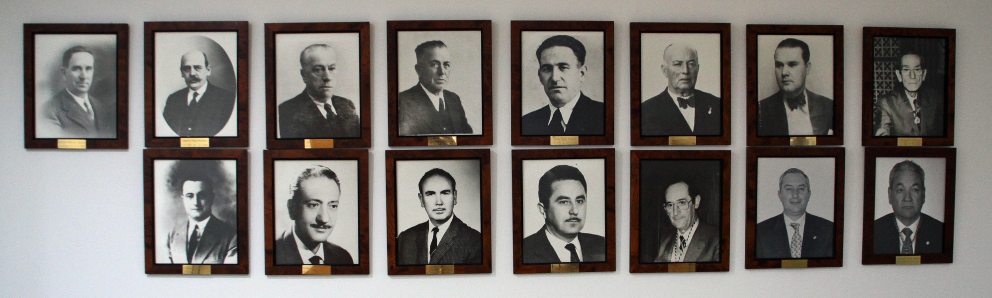 Galería de presidentes del Colegio.