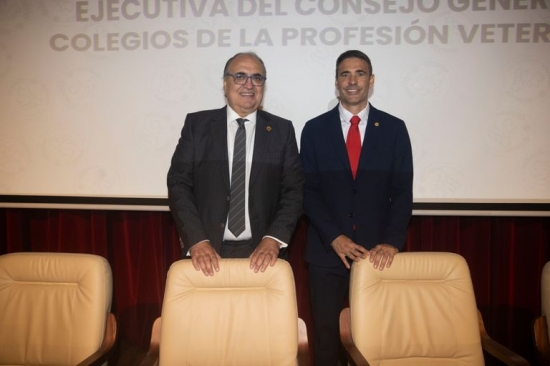 Los presidentes saliente y entrante, antes del comienzo del acto