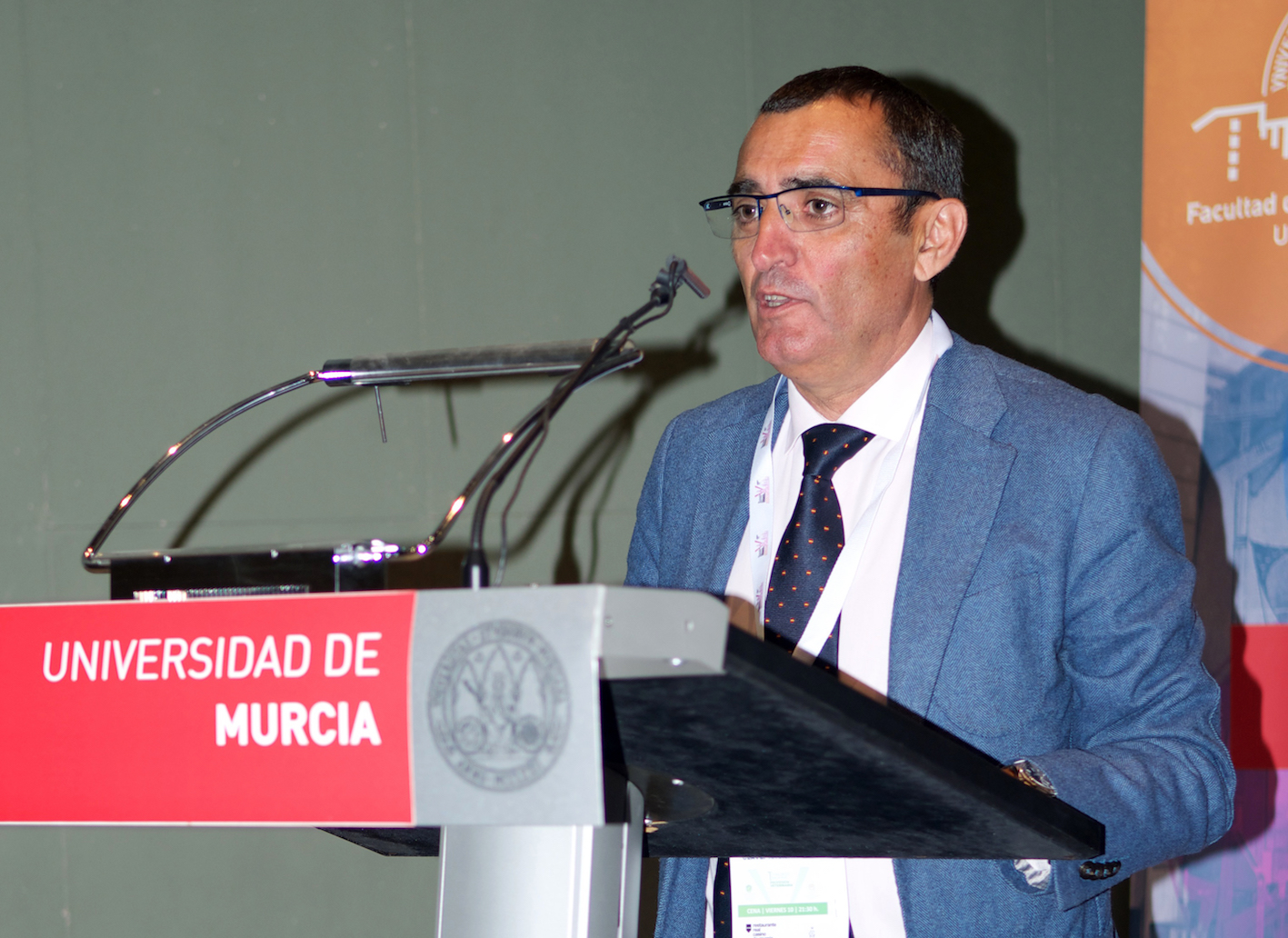 Valentín Almansa - ‘La sanidad animal: enfermedades emergentes y reemergentes y sus implicaciones’