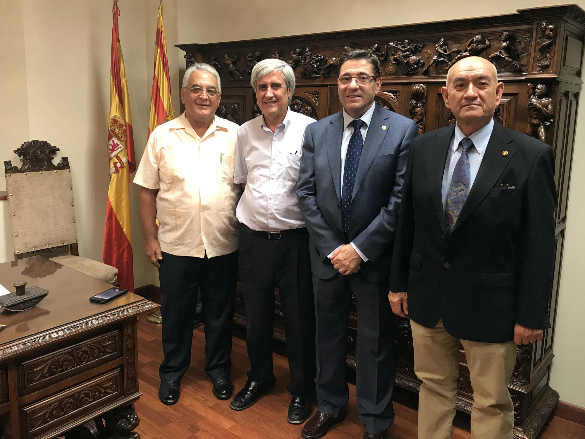 Visita de una delegación de veterinarios cubanos a Zaragoza