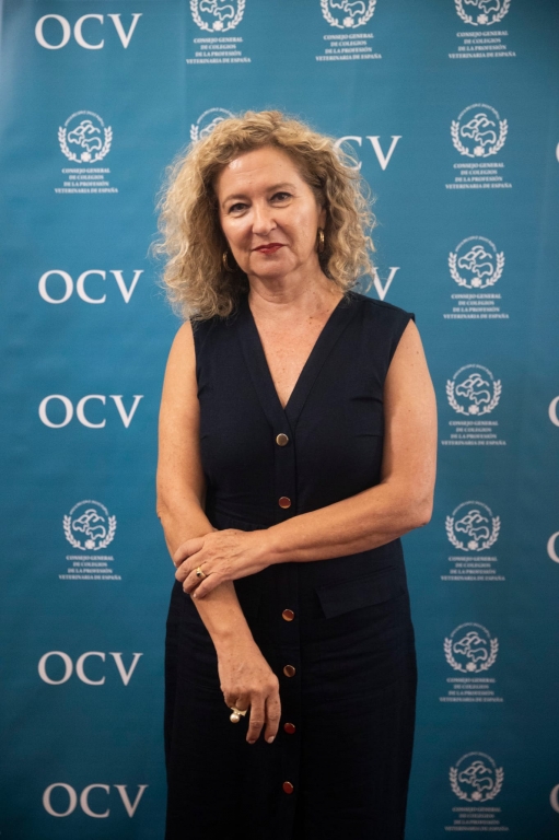 Juana Molina asume la presidencia del Colegio de Veterinarios de Alicante
