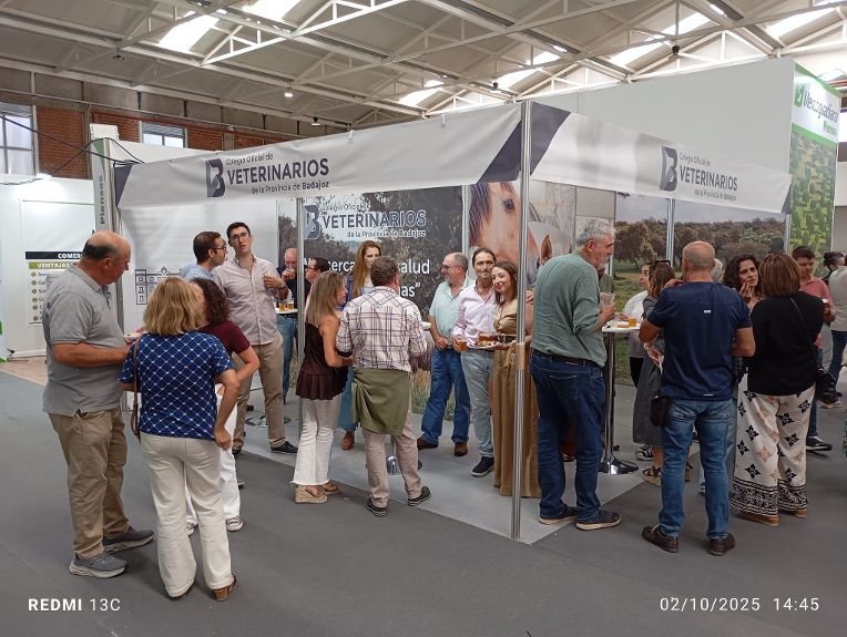 Los veterinarios de Badajoz, presentes en la Feria Internacional Ganadera de Zafra 2025