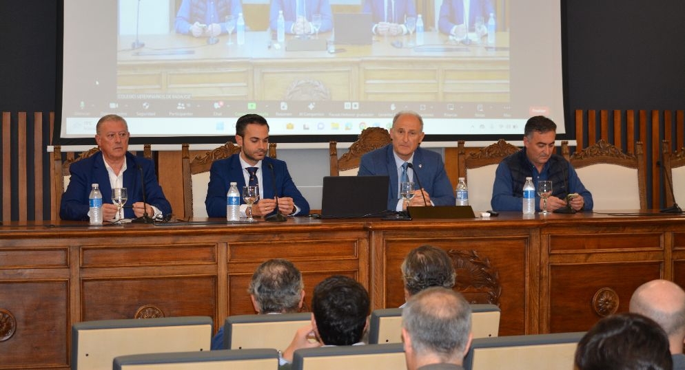 Anselmo Perea, José Manuel Benítez, José Marín Sánchez y Miguel Ángel Rodríguez, en el acto de presentación