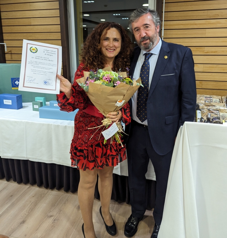 El Colegio de Burgos entregó sus premios nacionales Cayetano López y Félix Pérez durante la cena de hermandad de San Francisco