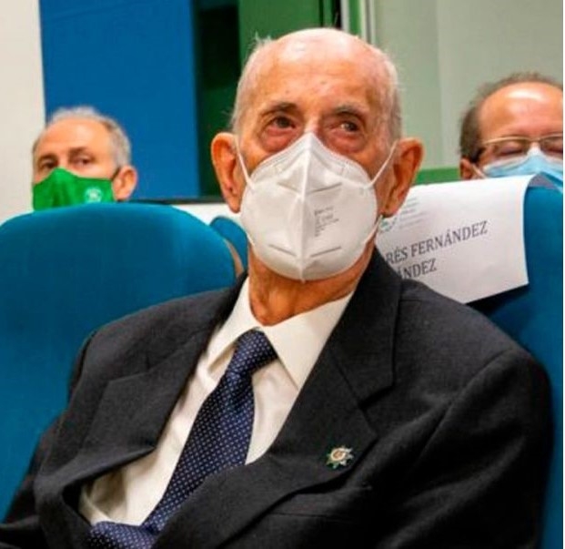  Fallece a los 106 a&ntilde;os Juan Andr&eacute;s Fern&aacute;ndez Fern&aacute;ndez, presidente de honor del Colegio de Veterinarios de C&aacute;ceres
