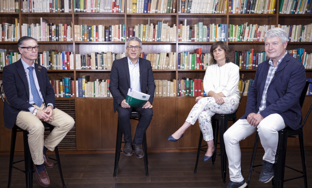 Víctor Briones, Teo Sánchez, Lucía de Juan y Christian Gortázar