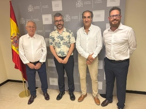 Colvema y Amvac se reúnen con el secretario de Estado de Sanidad para abordar las inquietudes del sector veterinario sobre el RD 666/2023