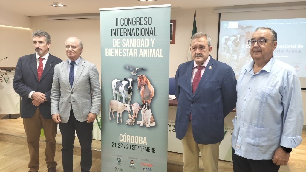 Caballero, Rivero, De Torres y Arenas, durante el presentación de Congreso