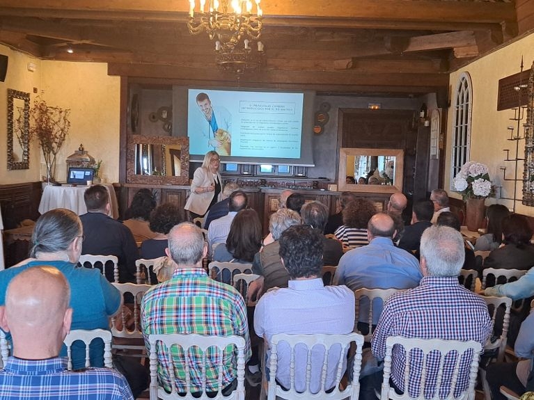 Los veterinarios de Castilla y León piden una norma “clara” que garantice el bienestar animal, el control de fármacos y la salud pública