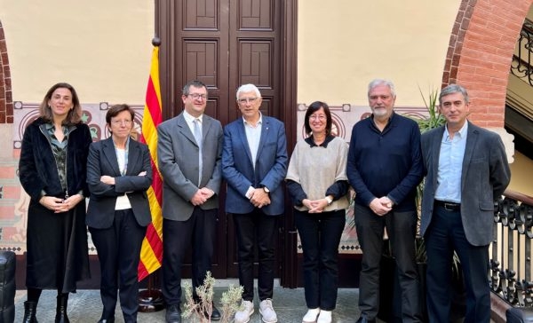 Ricard Parés y Manel Balcells, en el centro de la imagen