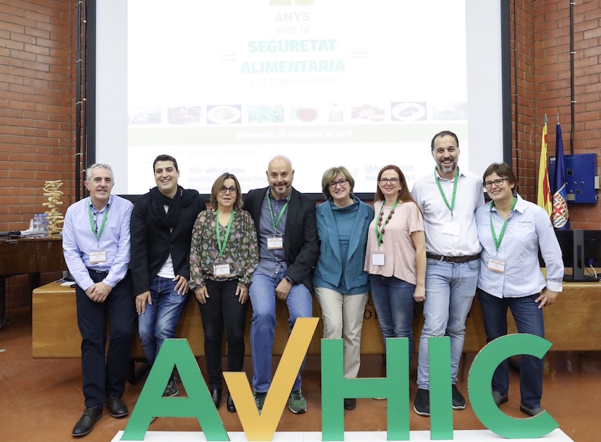 La seguridad alimentaria y el consumo, en la jornada de los 25 años de la AVHIC