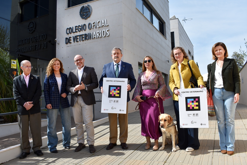 El Colegio de Córdoba facilitará el acceso de personas invidentes a los centros veterinarios mediante un código QR específico
