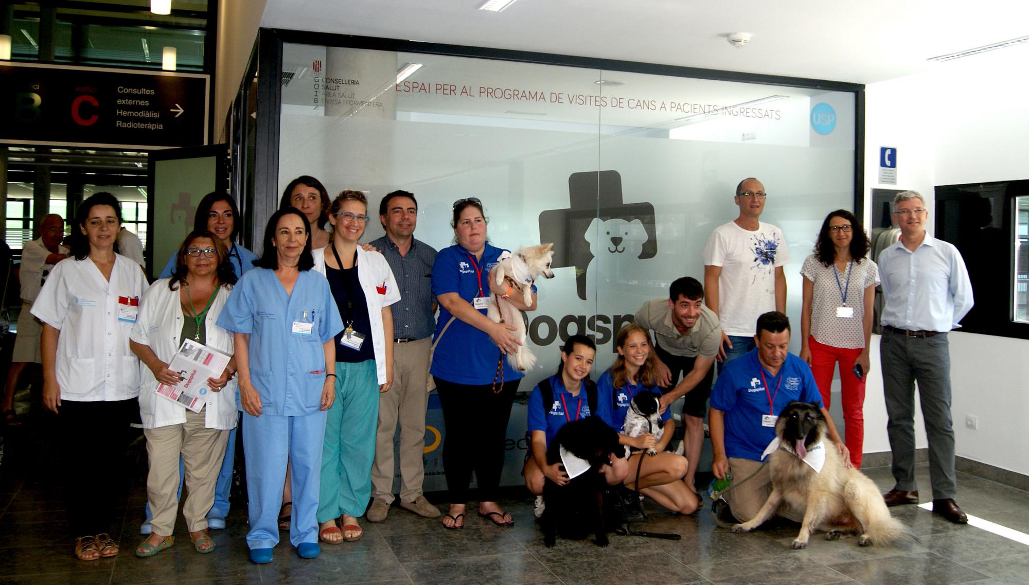 El centro hospitalario permite las visitas a los pacientes de sus perros