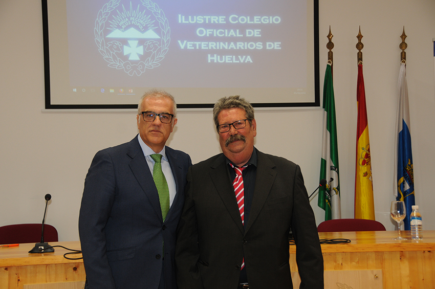 El Colegio onubense celebró el día del Patrón con un acto en la sede colegial