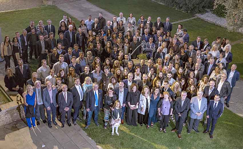 El Colegio de Lleida celebra su gran fiesta anual en una cena plagada de galardones y con récord de asistentes