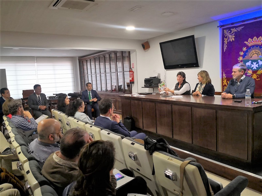 Los colegiados gaditanos debaten la responsabilidad civil y penal que puede conllevar su actividad profesional