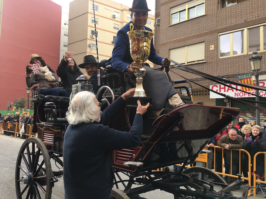 El Colegio de Valencia, en el desfile de animales en honor de San Antonio Abad