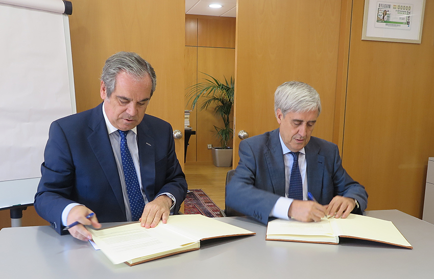 Los Consejos Generales de Veterinarios y Farmacéuticos renuevan su convenio para seguir avanzando en la Receta Electrónica Veterinaria