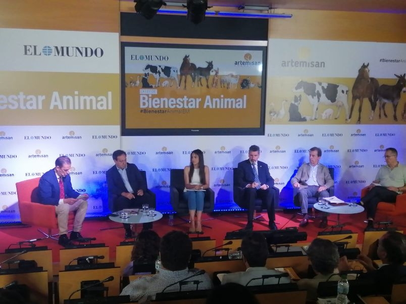 “La veterinaria es la profesión esencial en la protección de los animales y la Ley no cuenta con nosotros”