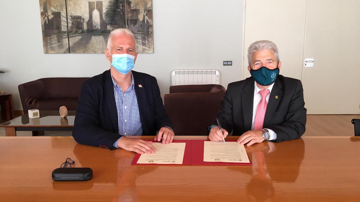 Los veterinarios de La Rioja y el Ayuntamiento de Logroño cooperarán en materia de protección animal