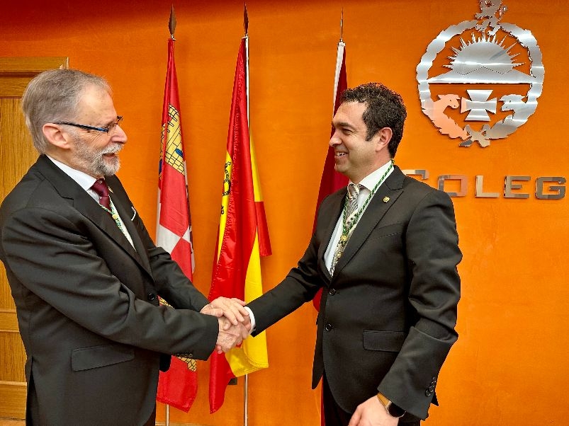 El nuevo equipo de gobierno del Colegio de Le&oacute;n reforzar&aacute; v&iacute;nculos con la Facultad de Veterinaria y el sector biofarmac&eacute;utico