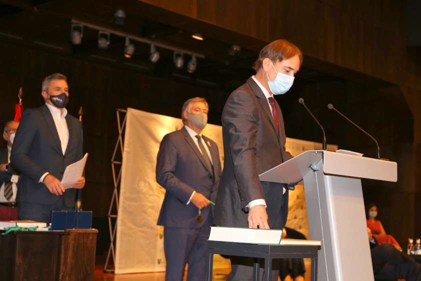 Juan Antonio de Luque toma posesión como presidente del Colegio de Veterinarios de Málaga