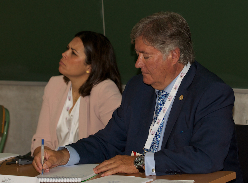 Sesión - Problemática profesional en la cadena de producción de alimentos