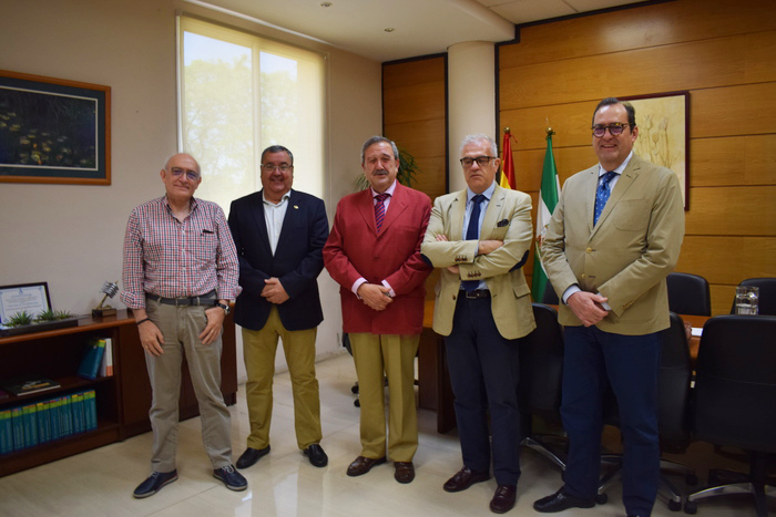 El Consejo Andaluz se reúne en Sevilla con el director general de Salud Pública y Ordenación Farmacéutica de la Junta