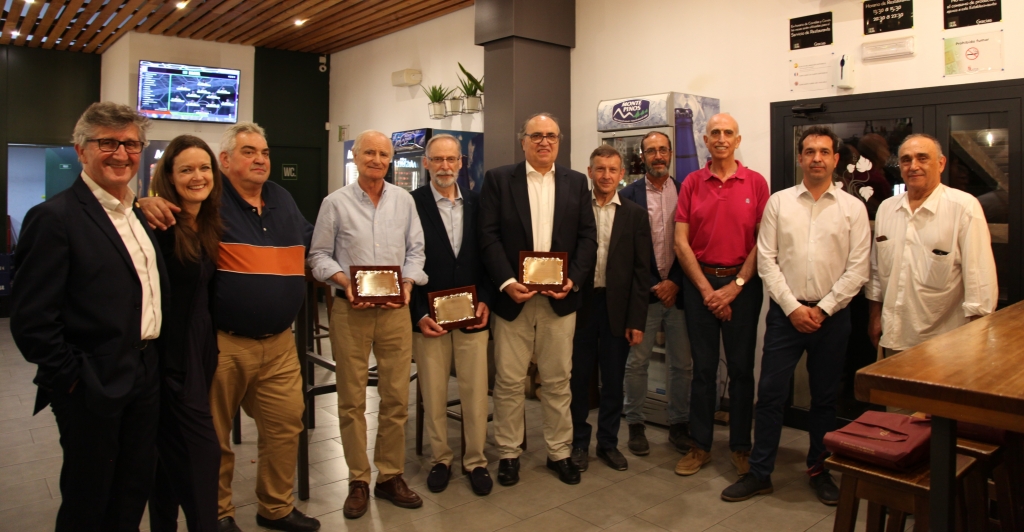 Los veterinarios de Castilla y Le&oacute;n reconocen a Rufino Rivero, Luis Alberto Calvo y Luciano Diez por su compromiso con la profesi&oacute;n