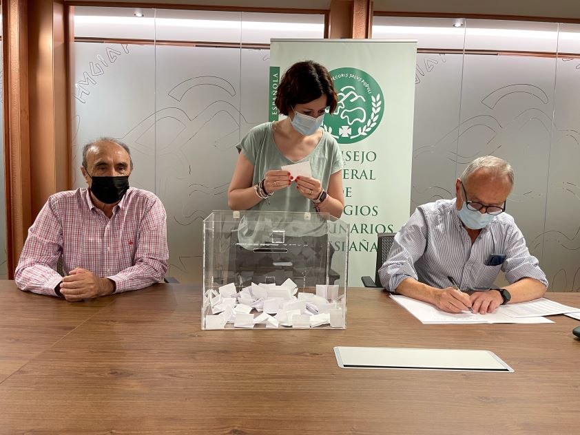 La Asociación Nacional de Veterinarios Jubilados celebra su sorteo de estancias en el complejo alicantino de San Juan