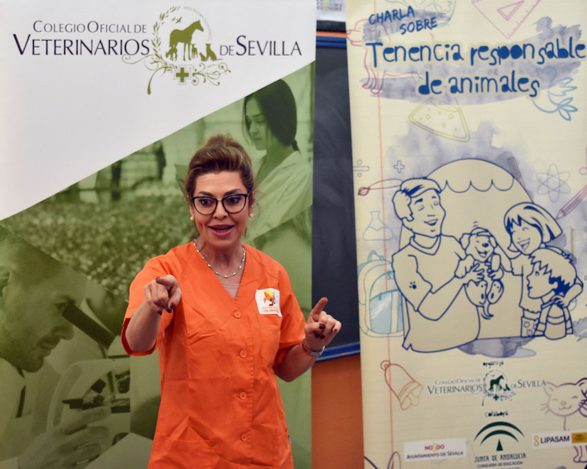 Los alumnos del C.E.I.P. Baltasar de Alcázar asisten a las “Charlas de Tenencia Responsable de Animales” 