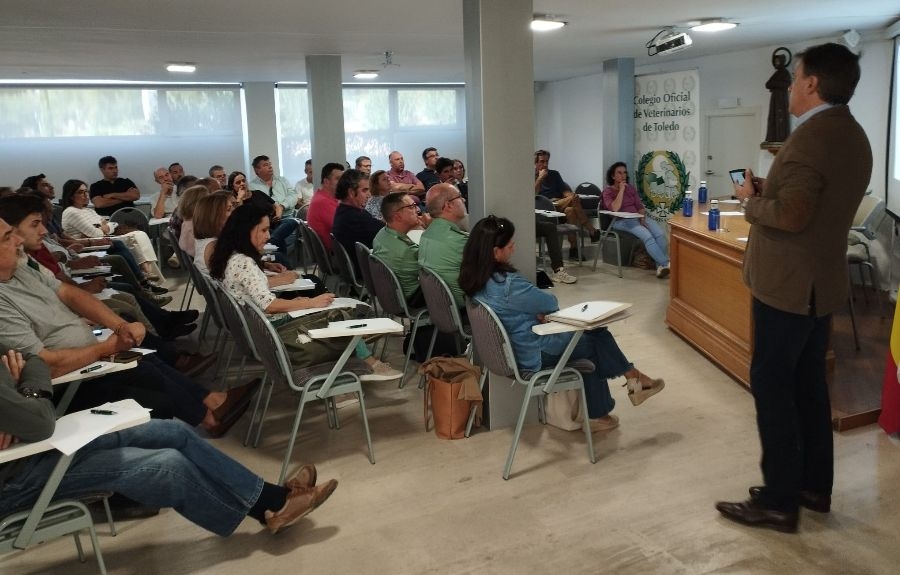 El Colegio de Toledo refuerza en una jornada técnica la formación de los veterinarios taurinos