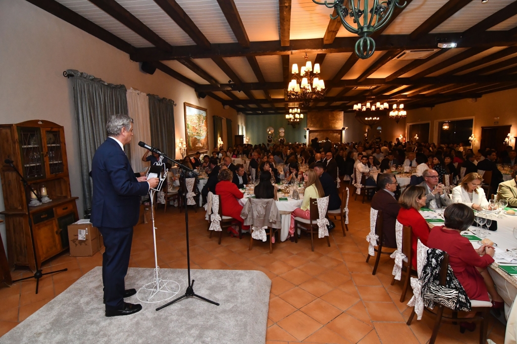 El vicepresidente del Colegio dirigió unas palabras a los presentes al término de la cena