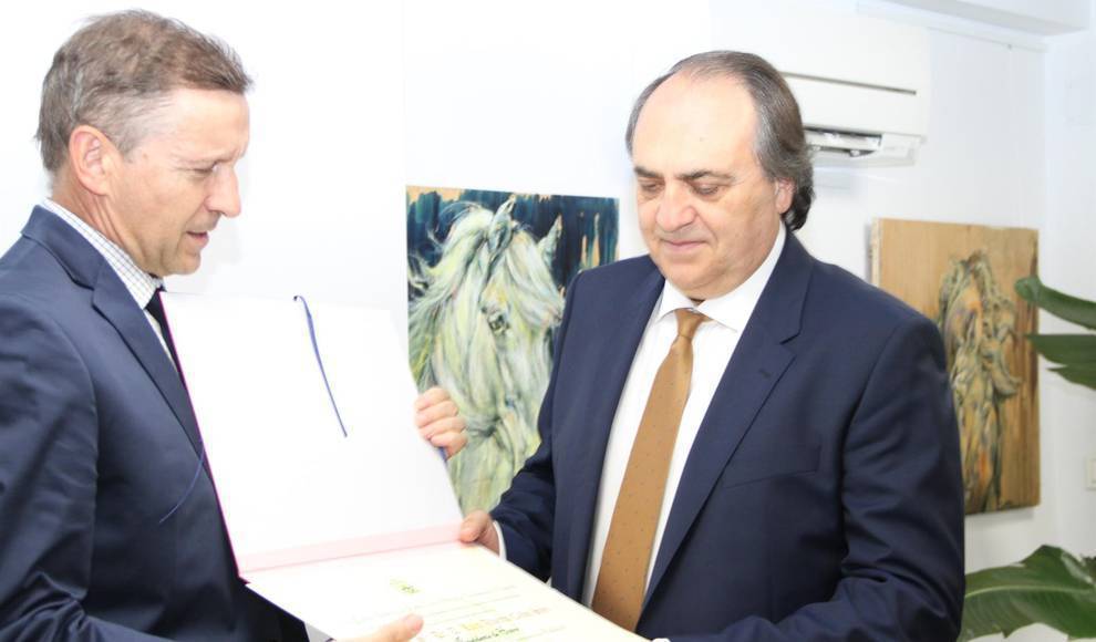 El Colegio de Valladolid nombra presidente de honor a  Luis Alberto Calvo