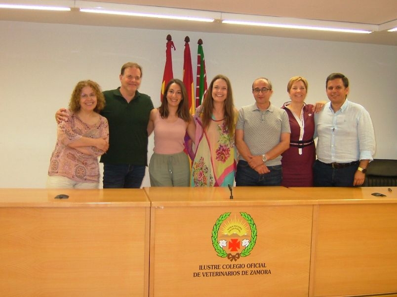 La nueva junta ejecutiva del Colegio de Veterinarios de Zamora tomó posesión de sus cargos