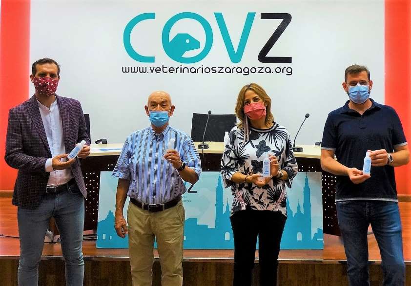 El Colegio de Veterinarios de Zaragoza colabora en la campaña "El pipí me destruye" para eliminar de las calles la orina de los perros